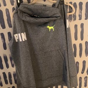 VS PINK - Cowell neck work out pull over